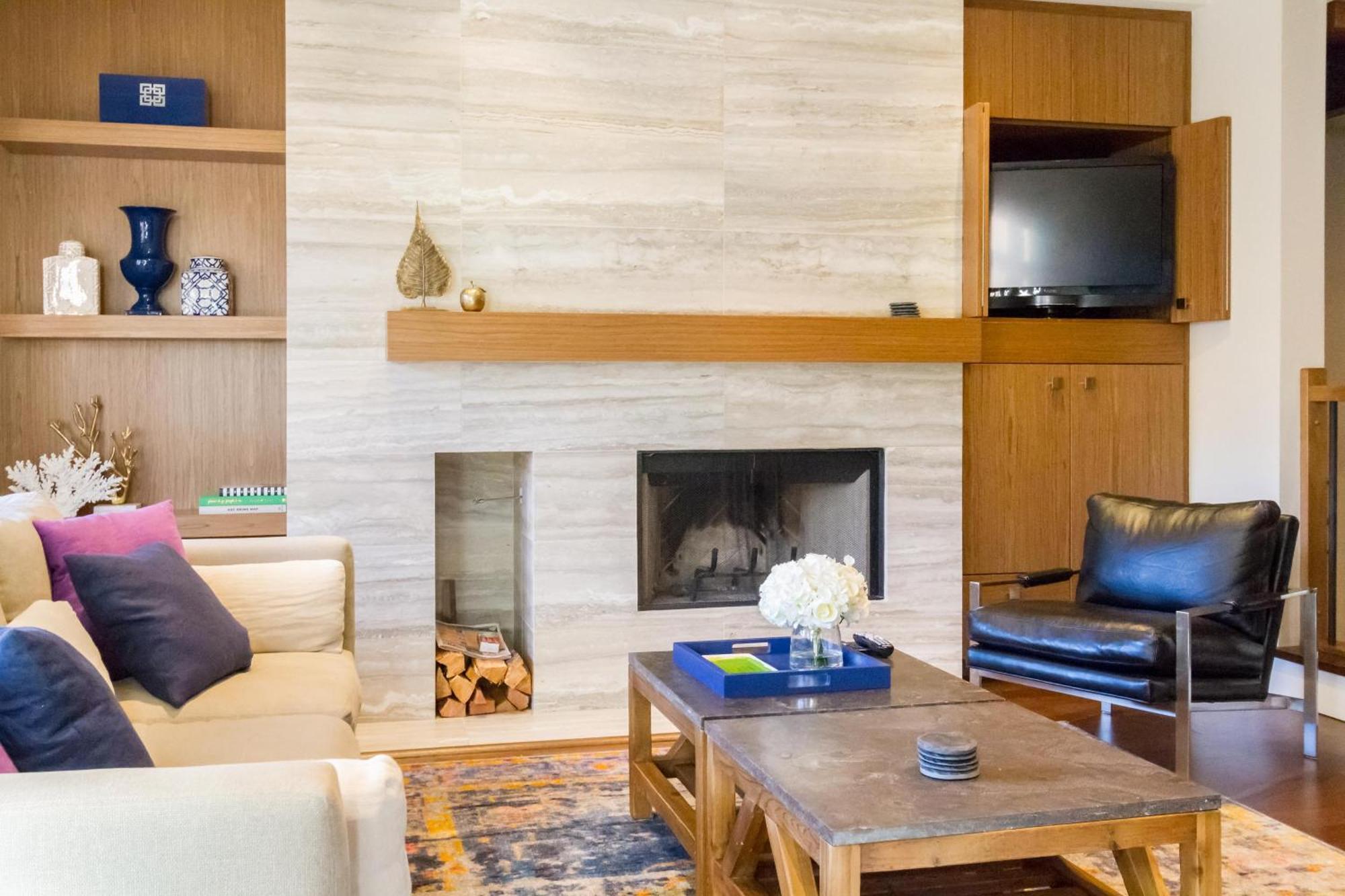 07 Fitzsimmons Walk Holiday home Whistler