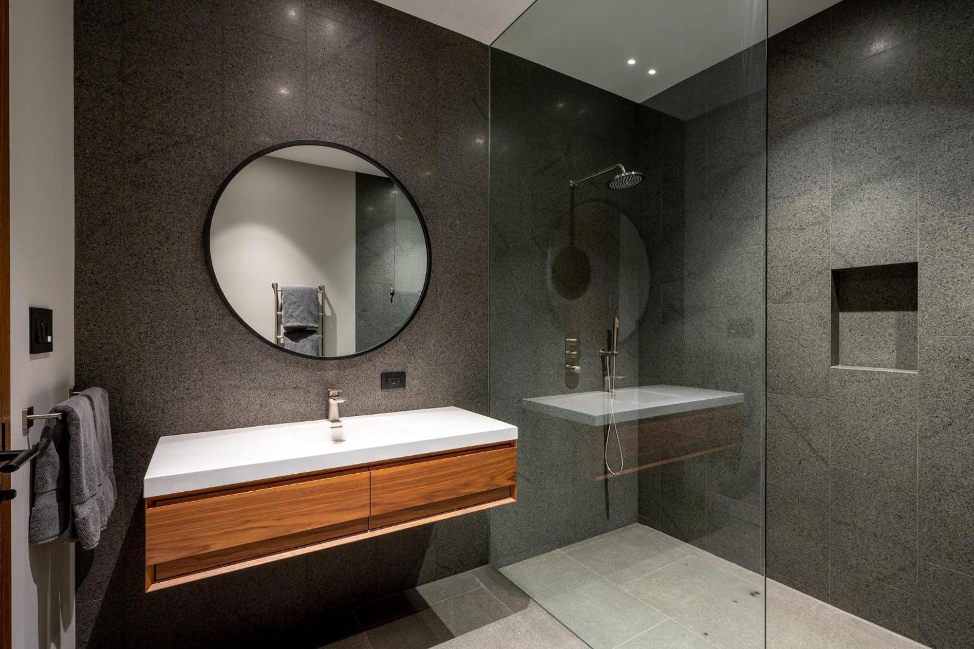Holiday home Kadenwood Winterfell | Ultimate Luxury Architectural Gem With Pool, Hot Tub, Cinema, & Pool Table *