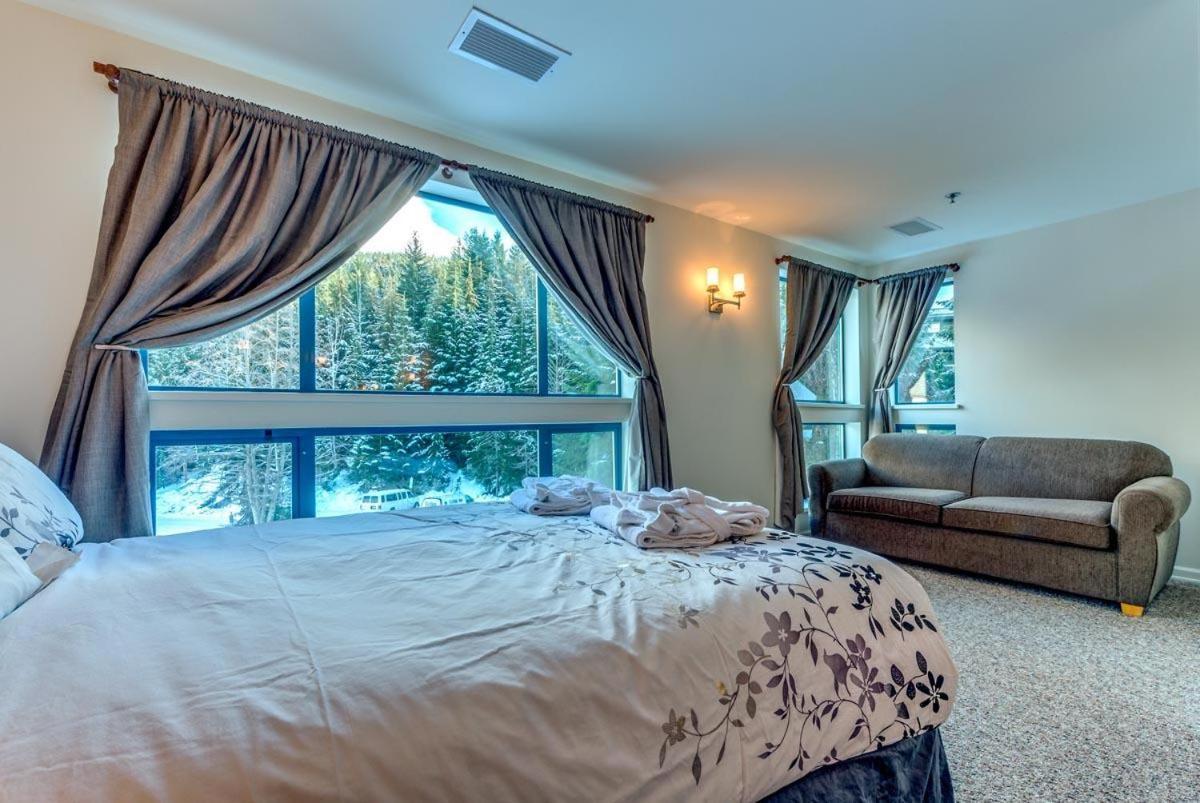 Greystone 413 - Largest *