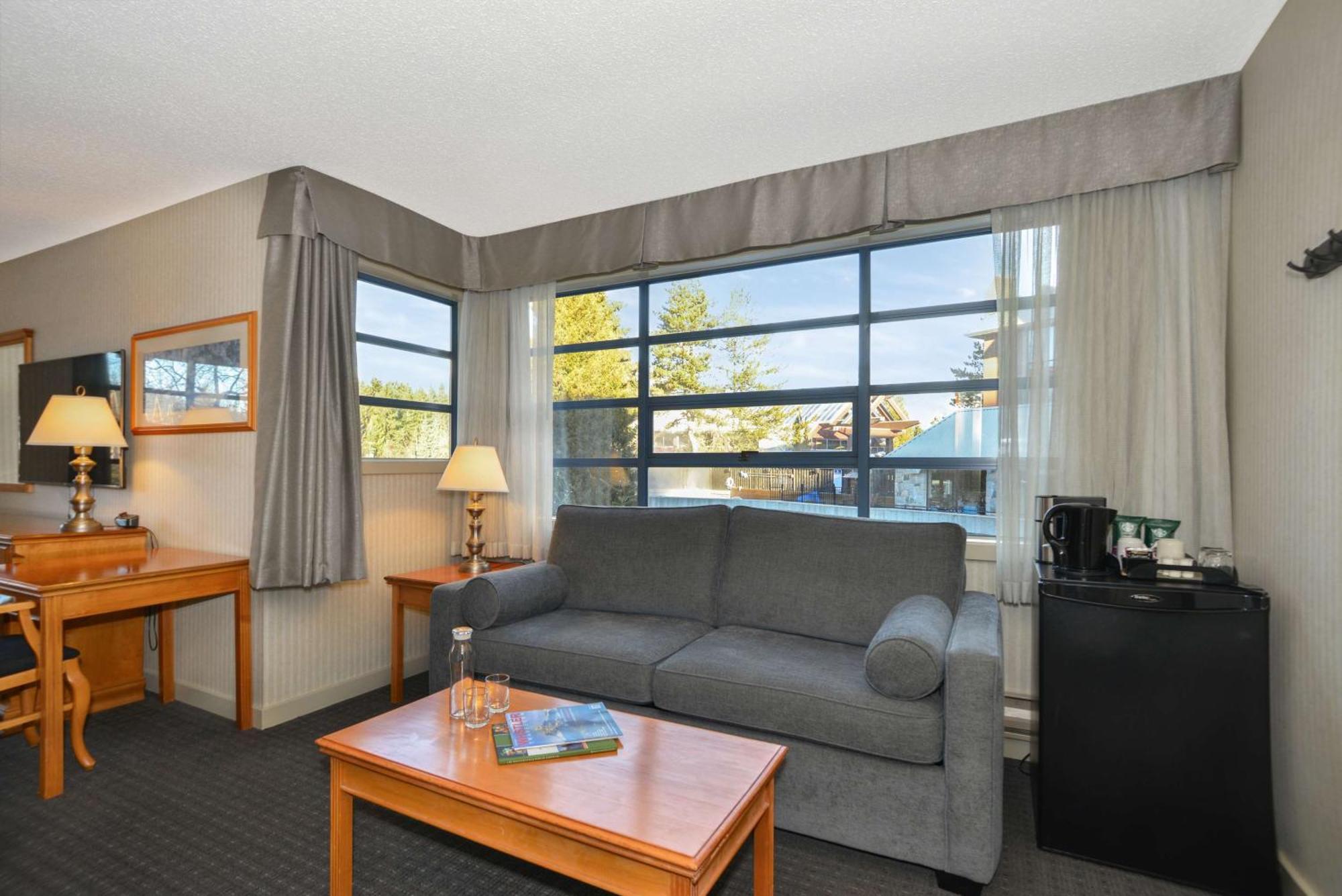 Hotel Listel Whistler, A Coast 3*