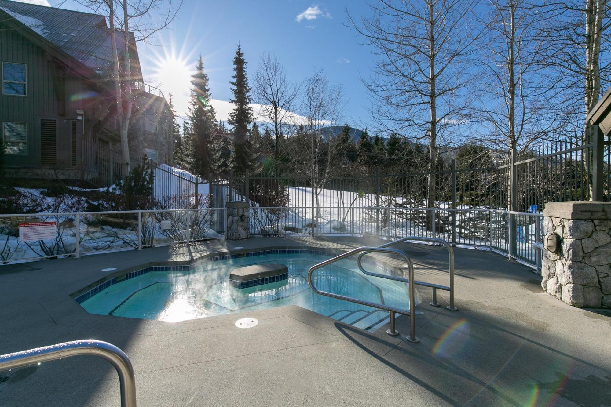 Apartment The Aspens By Whistler Premier *