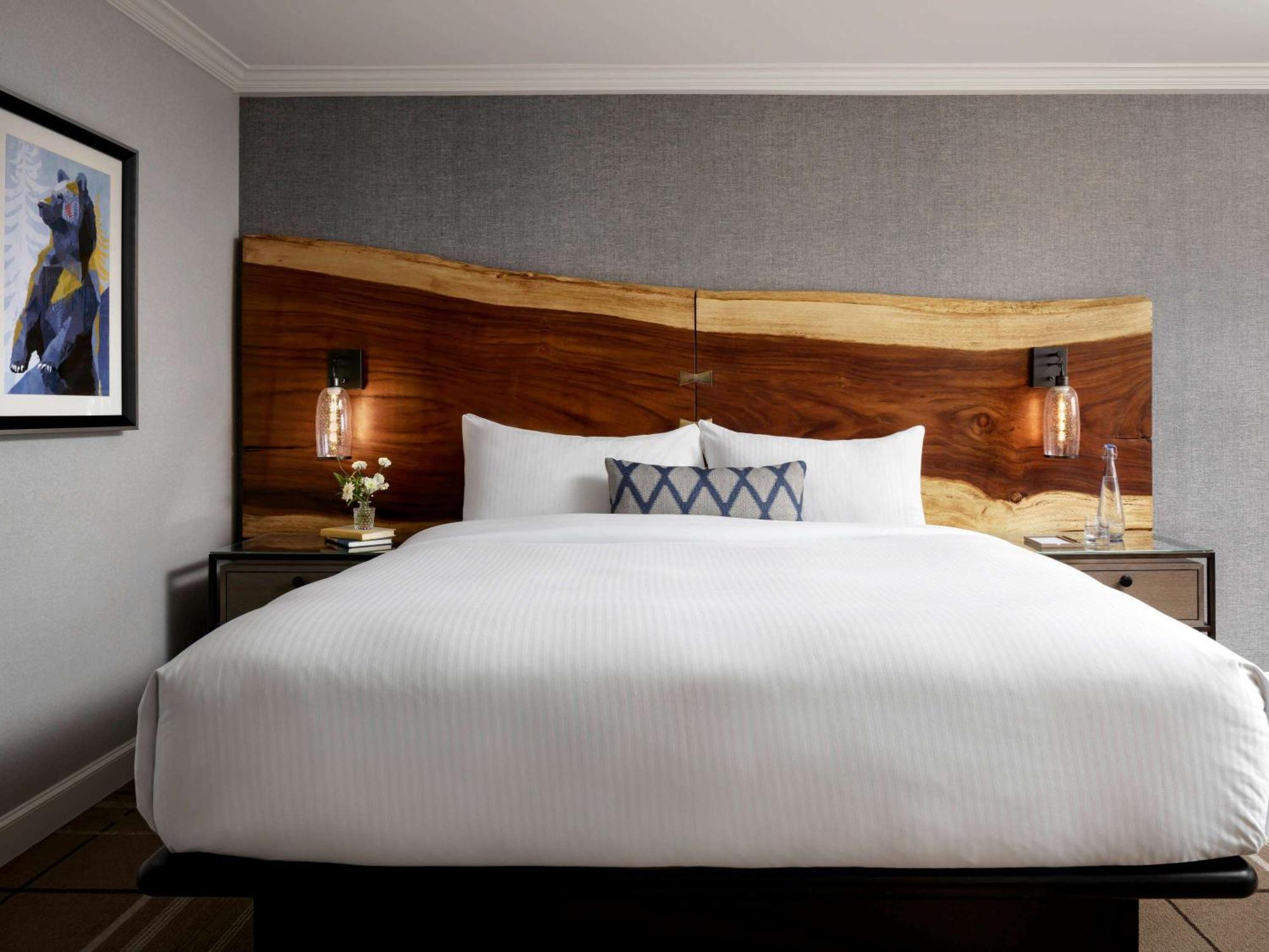 Fairmont Chateau 5*