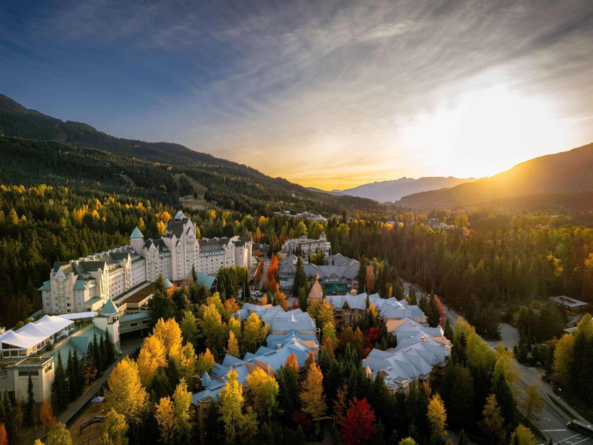 Fairmont Chateau Resort 5*