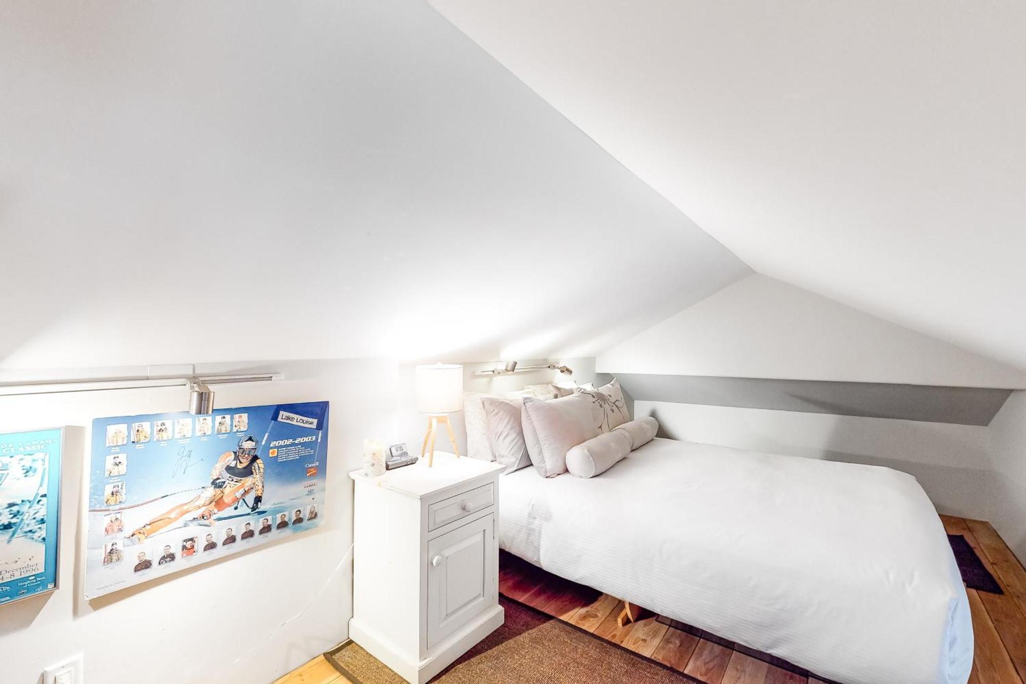 Placid Coach House 16 Apartment *