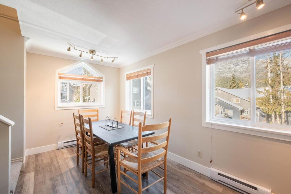 Gondola Heights By Outpost Holiday home Whistler