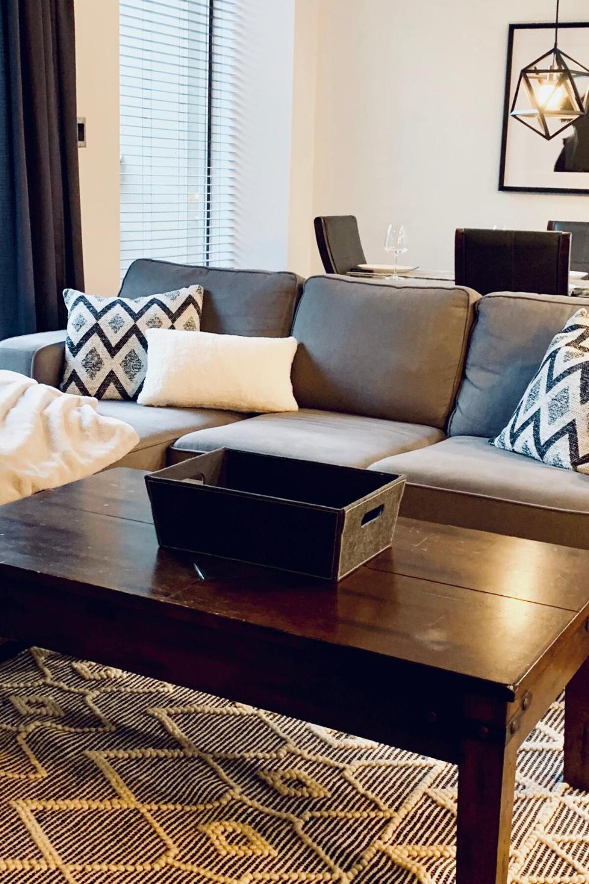 Modern Cozy In-out Gym, Office, Pool, Hot Tub *