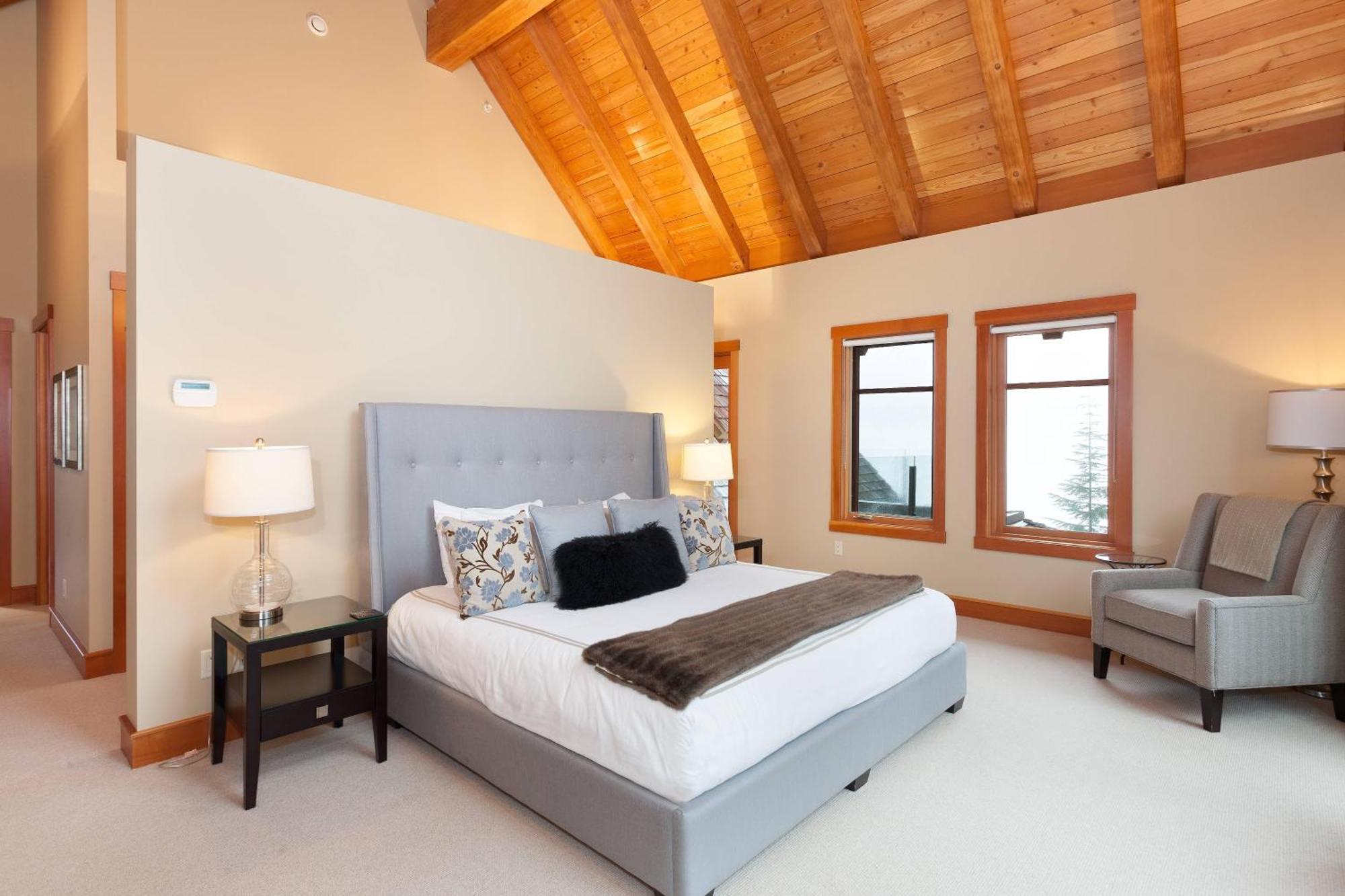 Kadenwood 2939 | Luxury W/ Hot Tub, Media Room, Steam Room, Stunning Views Holiday home *