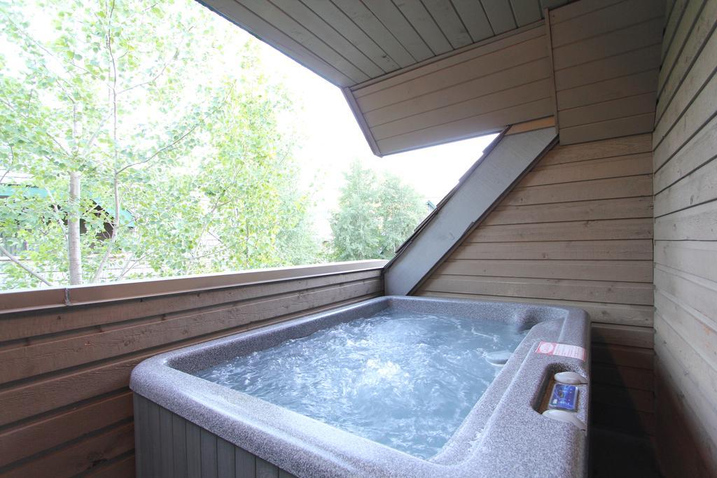 Valhalla Condos By Whistler Retreats *