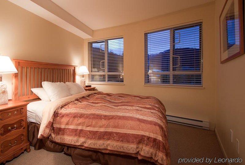 Town Plaza By Latour 3* Whistler