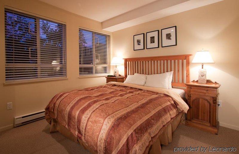 Town Plaza By Latour Hotel Whistler