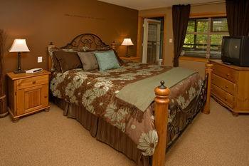 Westwind Properties At Arrowhead Point 3*