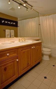 Hotel Westwind Properties At Arrowhead Point Whistler