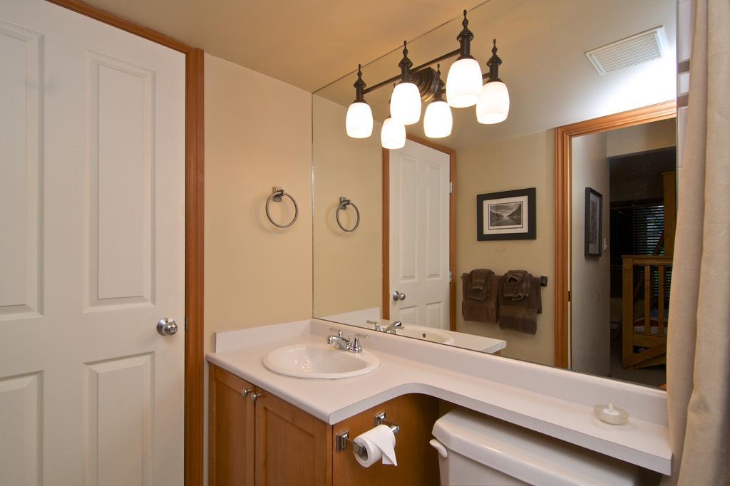 Blackcomb Vacation Rentals - Village North * Whistler