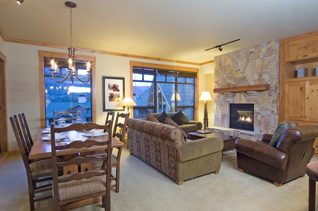 Lodging Ovations Whistler