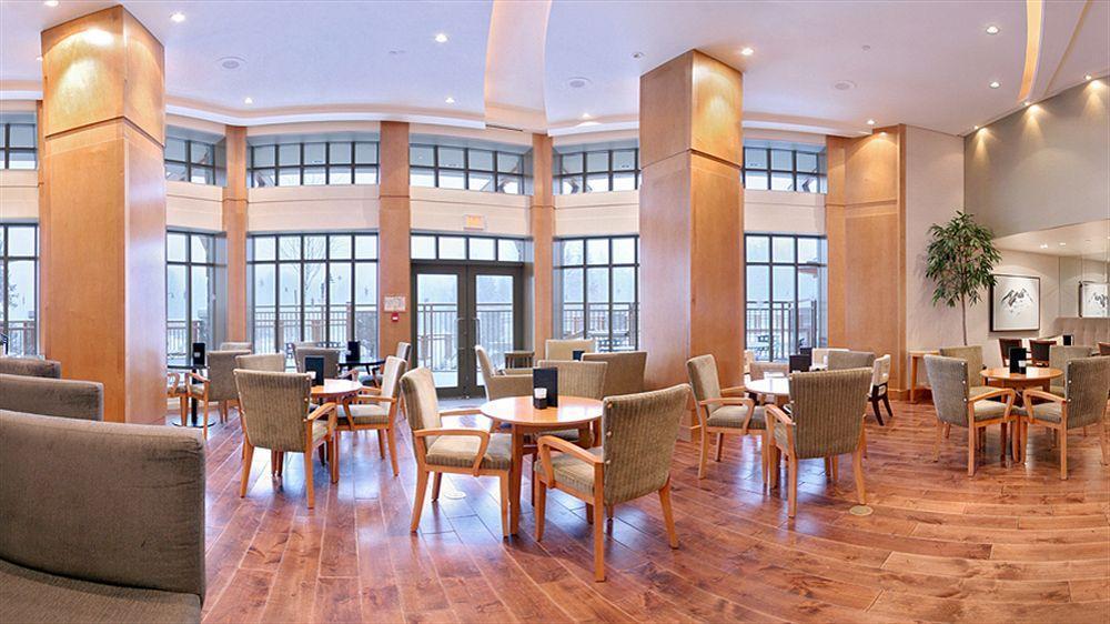 Pan Pacific Village Centre 4*