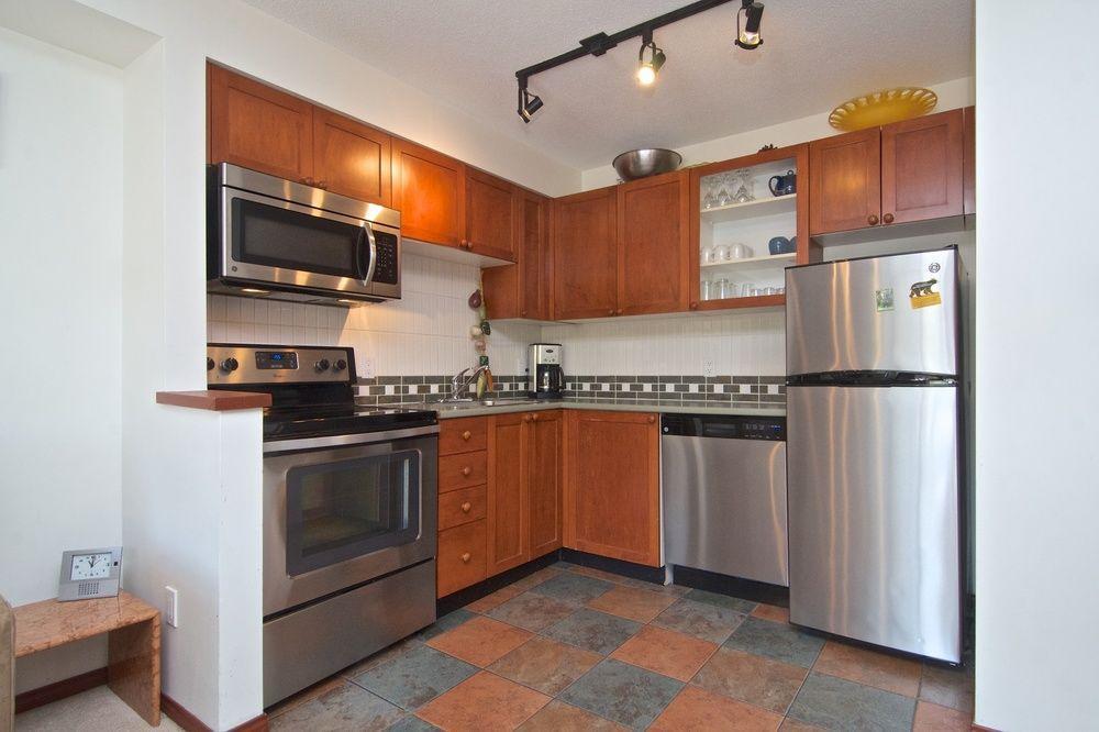 Glacier's Reach 115b Apartment *