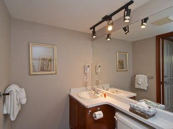 Glacier's Reach 115b Apartment Whistler