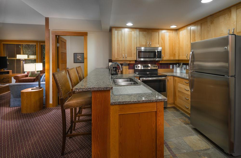 Lodging Ovations 4* Whistler