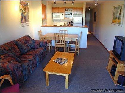 Apartment Glacier's Reach 115b Whistler