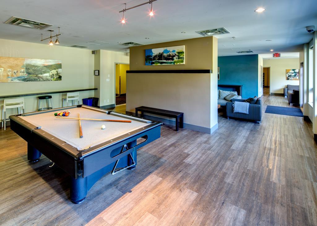 Hi - Hostel Whistler