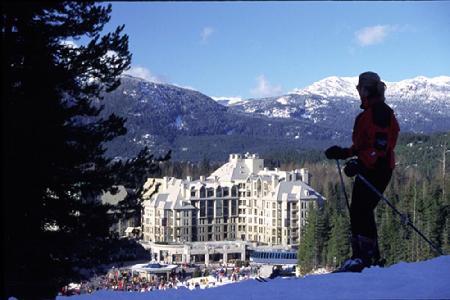 Hotel Pan Pacific Mountainside 4*