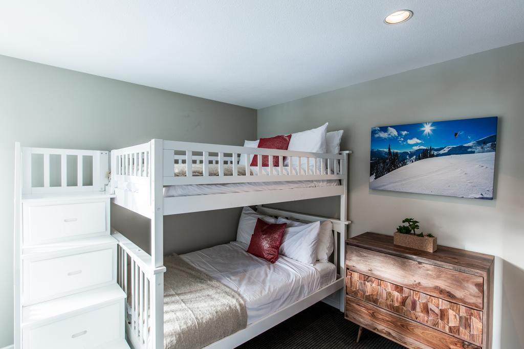 Blackcomb Vacation Rentals - Village North Apartment Whistler