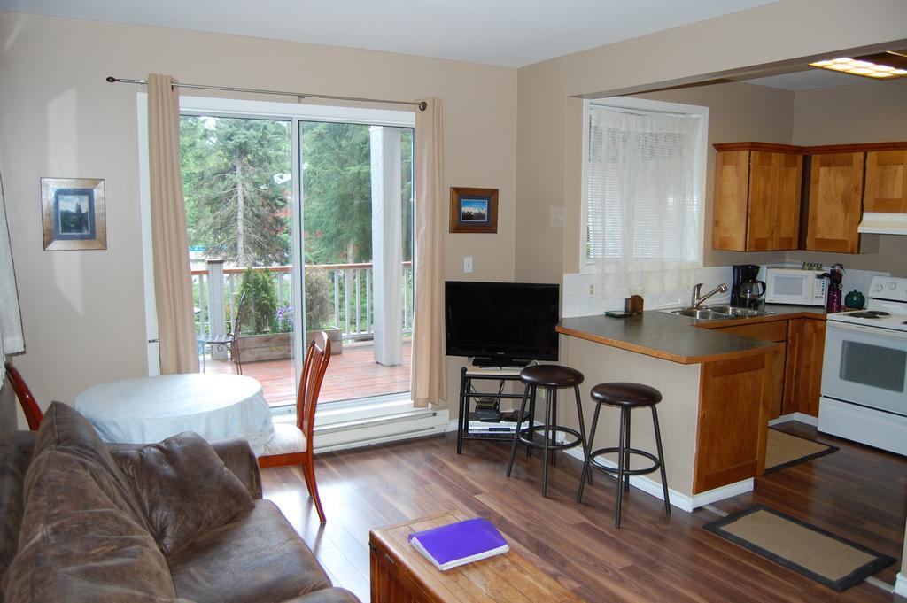 Apartment Belle Neige Suites: *
