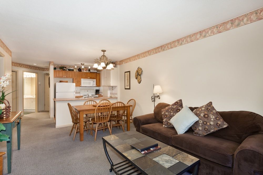 Town Plaza By Premier 3* Whistler