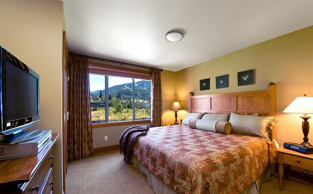 Montebello * Whistler