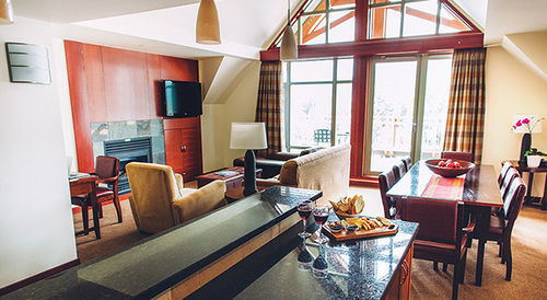 Pan Pacific Village Centre 4*