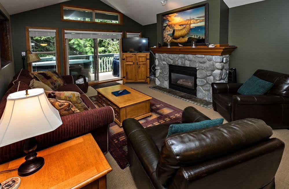 Westwind Properties At Arrowhead Point Hotel Whistler