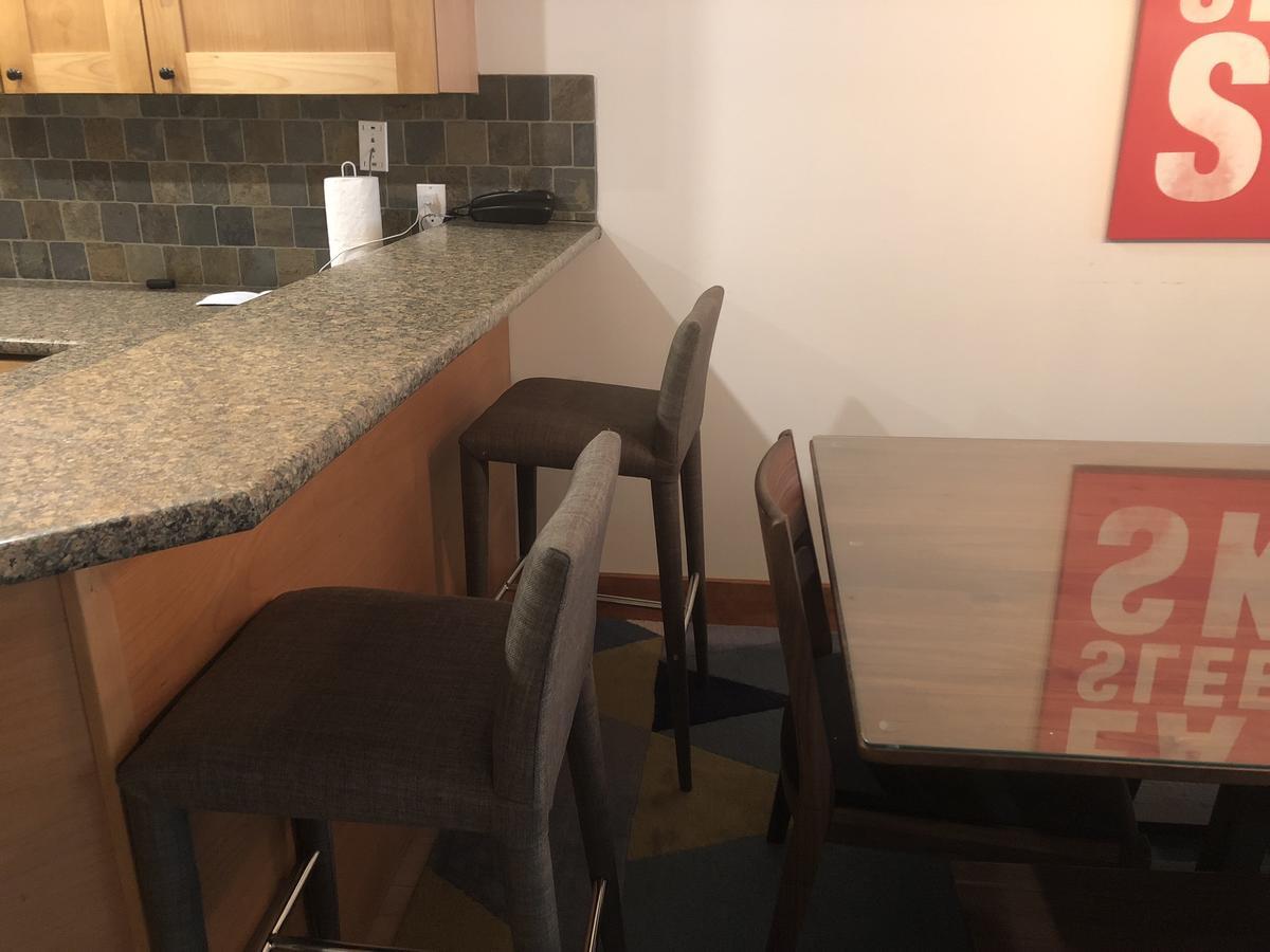 Apartment Powderhorn By Blackcomb Vacation *
