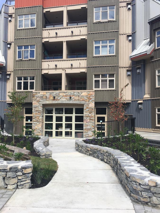 Apartment Lake Placid Whistler