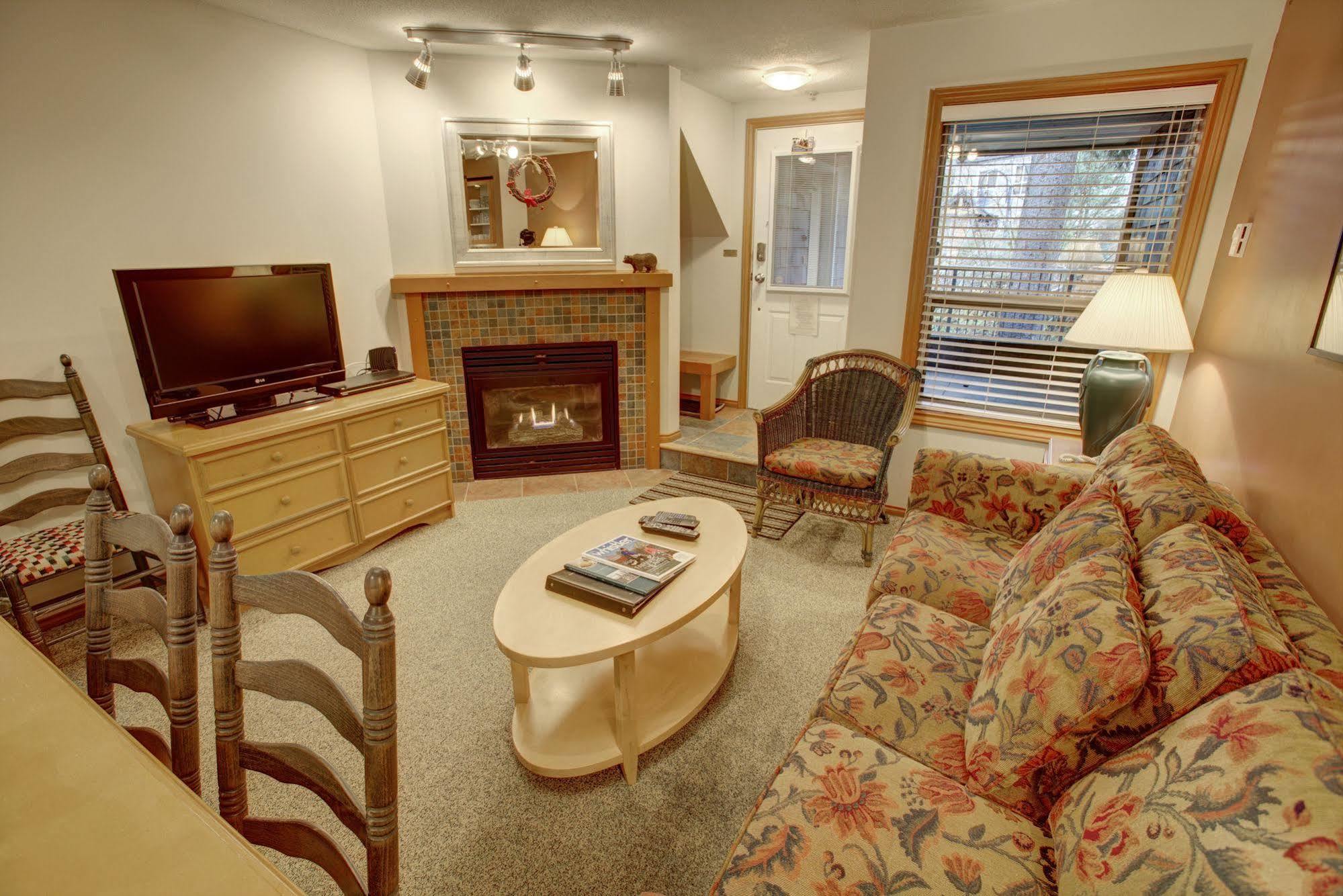 Glacier's Reach 115b Apartment