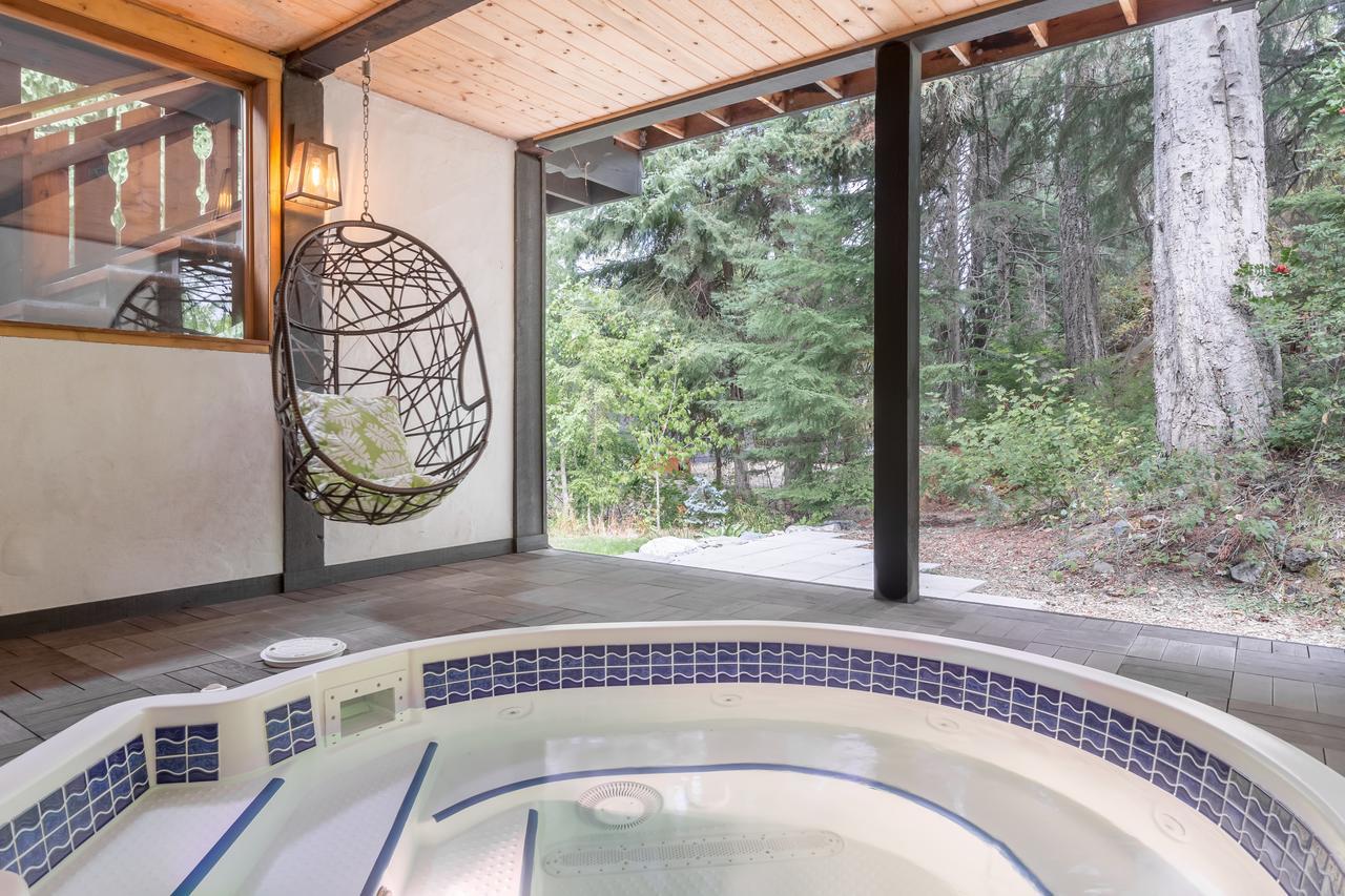 Chalet Edelweiss Whistler