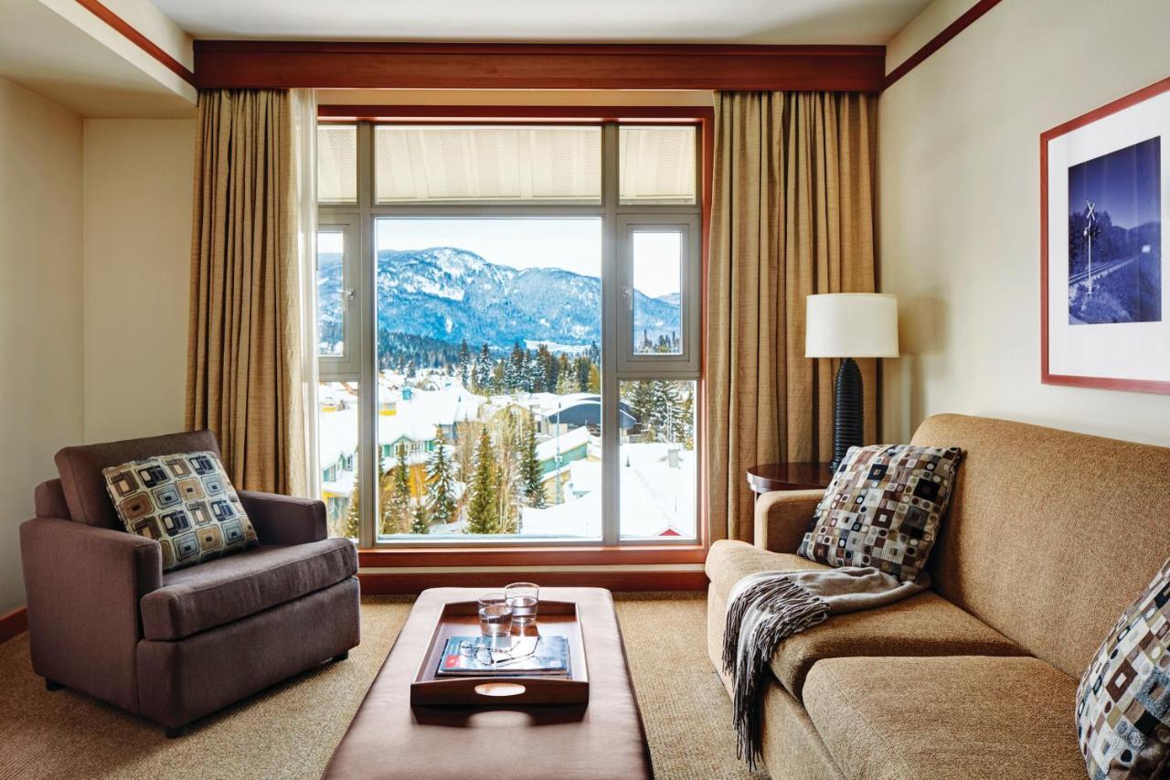 Pan Pacific Village Centre Hotel 4*