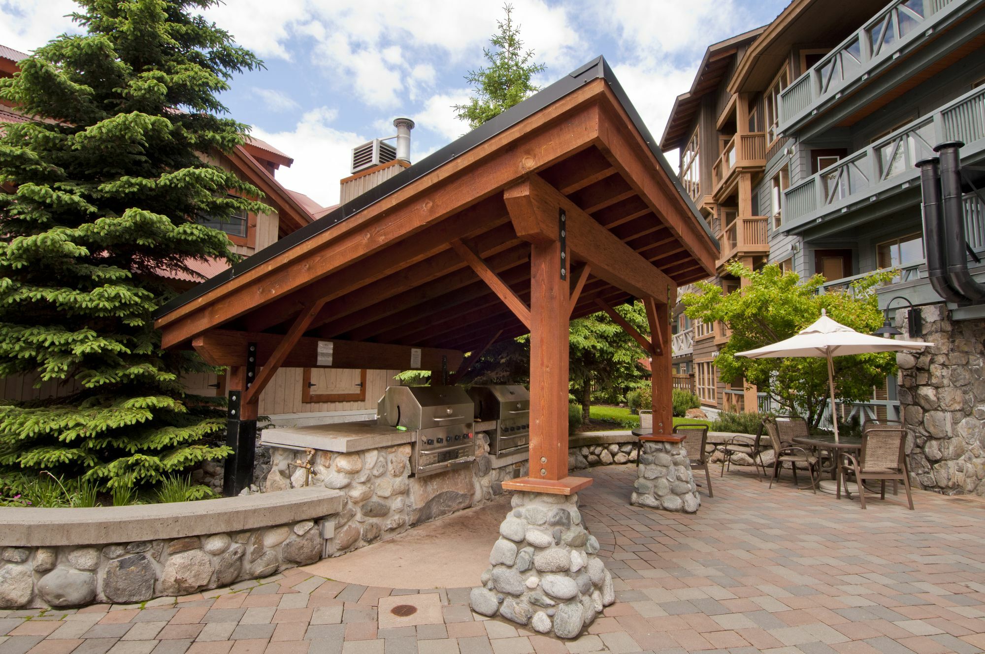 Aparthotel Legends Whistler