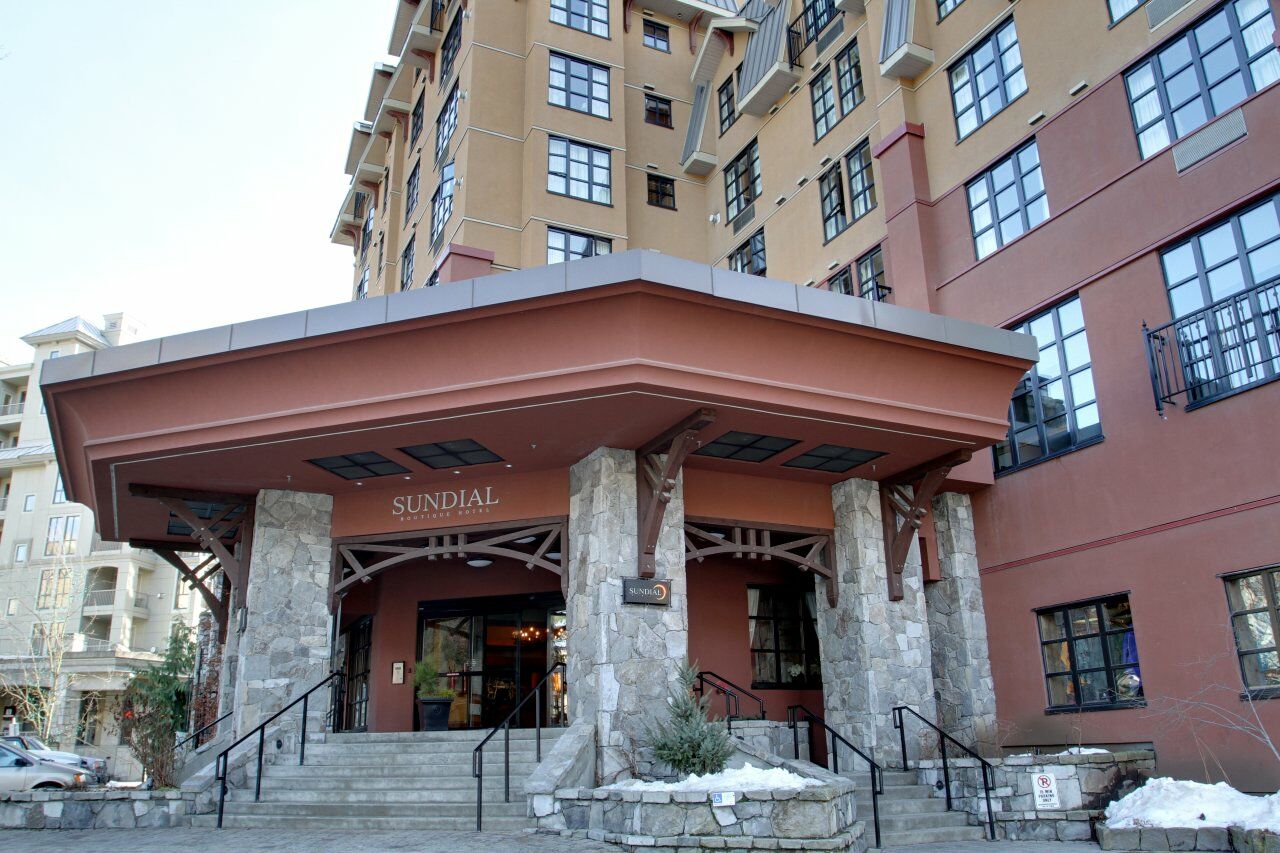 Hotel Sundial Whistler