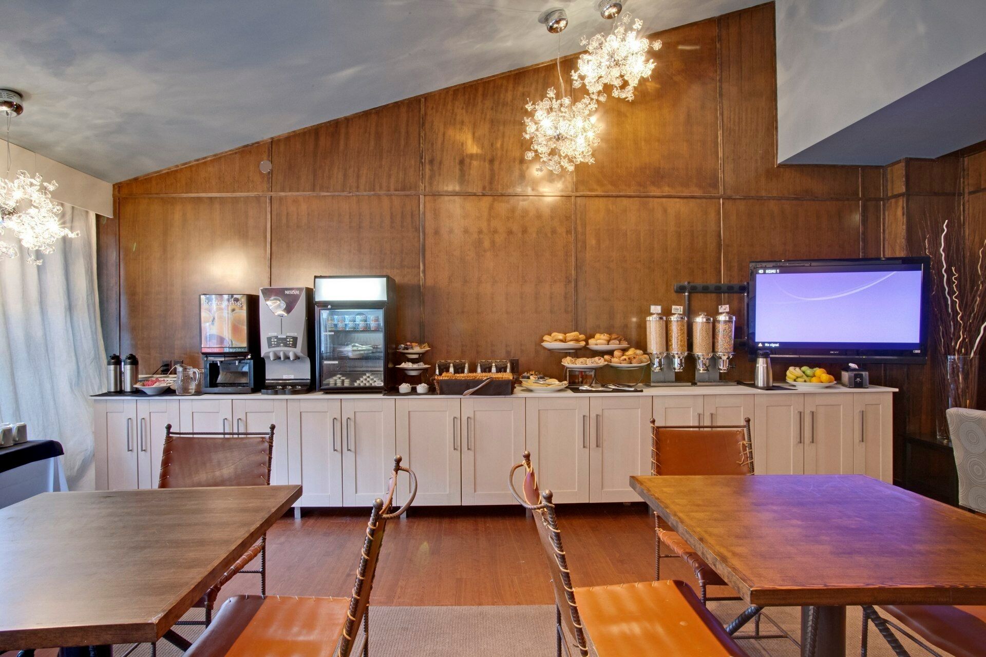 Listel Whistler, A Coast Hotel 3*