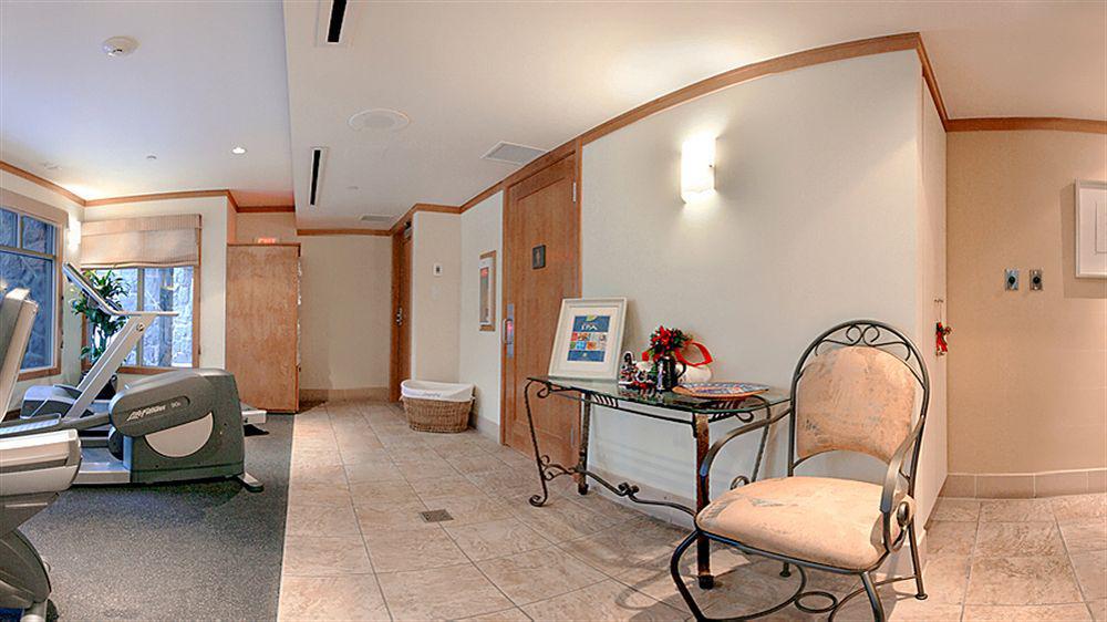 Pan Pacific Village Centre 4*