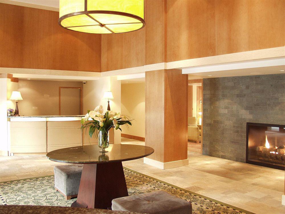 Pan Pacific Village Centre Hotel