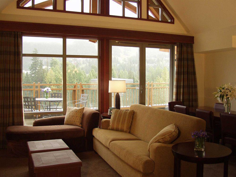 Pan Pacific Village Centre 4* Whistler