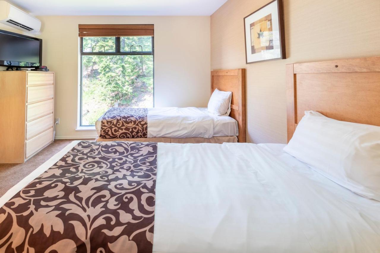 Apartment The Ironwood On Blueberry Hill Whistler