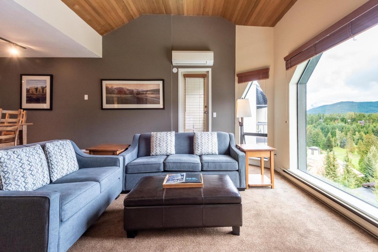 The Ironwood On Blueberry Hill Apartment