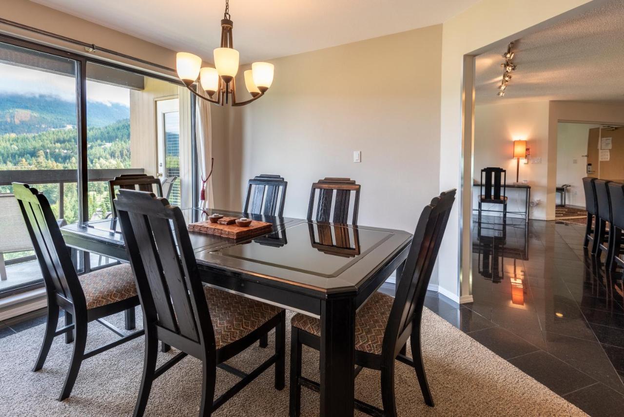 The Ironwood On Blueberry Hill Apartment